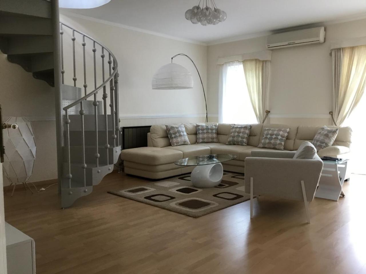 3 Bedroom Private Floor In Luxury Mansion 부다페스트 외부 사진