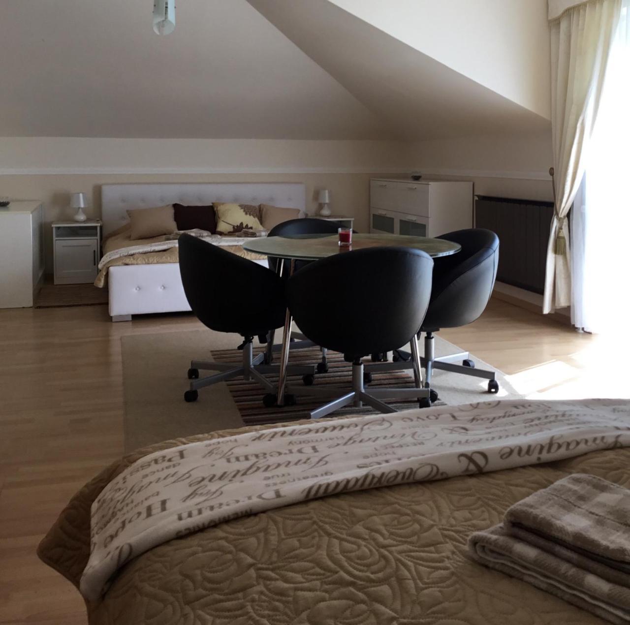 3 Bedroom Private Floor In Luxury Mansion 부다페스트 외부 사진